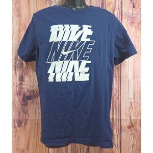Nike Navy Blue Graphic Print T-Shirt Large